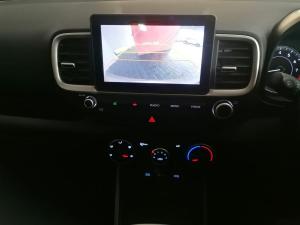Hyundai Venue 1.2 Motion - Image 27