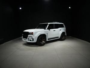 Toyota Land Cruiser Prado 2.8GD VX-R - Image 1
