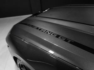 Ford Mustang 5.0 GT fastback - Image 10