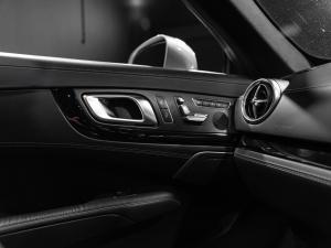 Mercedes-Benz SL SL63 - Image 16