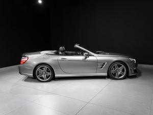 Mercedes-Benz SL SL63 - Image 2