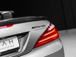 Mercedes-Benz SL SL63 - Image 5