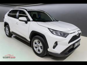 Toyota RAV4 2.0 GX auto - Image 1