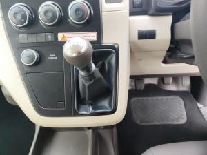 Toyota Quantum 2.8 LWB bus 11-seater GL - Image 12