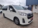 Thumbnail Toyota Quantum 2.8 LWB bus 11-seater GL