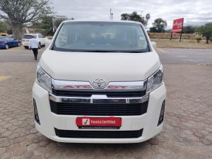 Toyota Quantum 2.8 LWB bus 11-seater GL - Image 4
