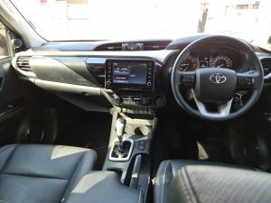 Toyota Hilux 2.8GD-6 double cab Raider auto - Image 6
