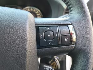 Toyota Hilux 2.8GD-6 double cab Raider auto - Image 10