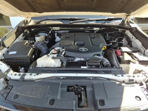 Toyota Hilux 2.8GD-6 double cab Raider auto - Image 18