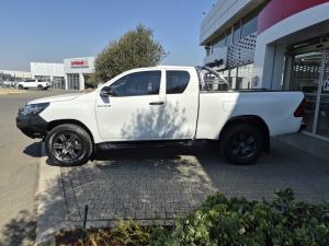 Toyota Hilux 2.4GD-6 Xtra cab Raider auto - Image 20