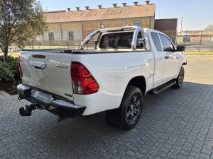 Toyota Hilux 2.4GD-6 Xtra cab Raider auto - Image 2
