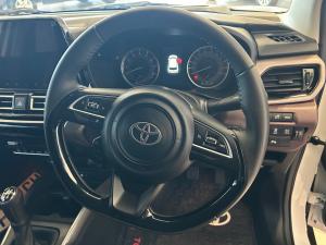 Toyota Starlet Cross 1.5 XR manual - Image 8