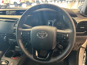 Toyota Hilux 2.8GD-6 double cab 4x4 Legend auto - Image 8