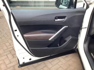 Toyota Corolla Cross 1.8 HEV XR - Image 25