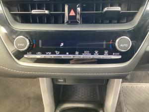 Toyota Corolla Cross 1.8 HEV XR - Image 16