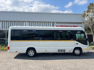Toyota Coaster 2.8D GL automatic 23 Seater B/S - Image 3