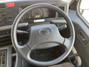 Toyota Coaster 2.8D GL automatic 23 Seater B/S - Image 8