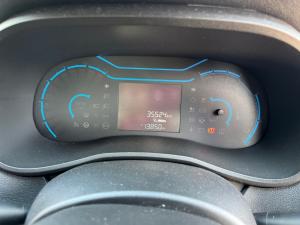 Renault Kwid 1.0 Climber 5-Door AMT - Image 11