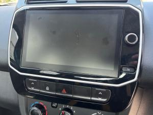Renault Kwid 1.0 Climber 5-Door AMT - Image 14