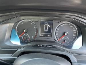 Volkswagen Polo 1.6 Tiptronic - Image 11