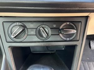 Volkswagen Polo 1.6 Tiptronic - Image 18