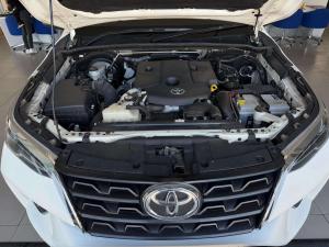 Toyota Fortuner 2.8GD-6 4X4 automatic - Image 12