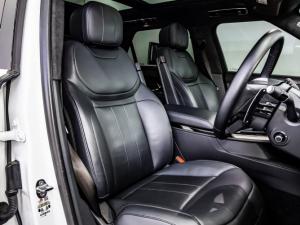 Land Rover Range Rover Sport D350 Dynamic HSE - Image 11