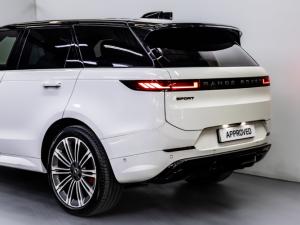 Land Rover Range Rover Sport D350 Dynamic HSE - Image 9