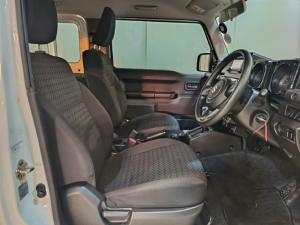 Suzuki Jimny 1.5 GL AllGrip 3-door auto - Image 8