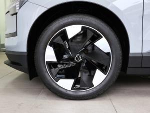 Volvo EX30 Twin Motor Performance Ultra - Image 10