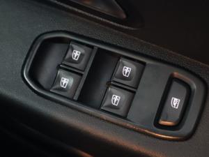 Renault Duster 1.5dCi Zen manual - Image 23