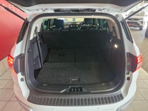 Ford Everest 2.0Bi-Turbo XLT - Image 12