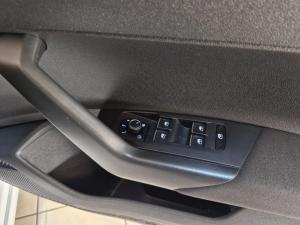 Volkswagen Taigo 1.0TSI R-Line - Image 13
