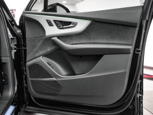 Audi Q7 55TFSI quattro Black Edition - Image 7