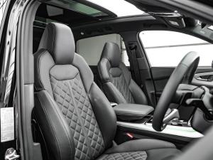Audi Q7 55TFSI quattro Black Edition - Image 9