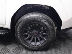 Toyota Hilux 2.8GD-6 double cab SRX - Image 10