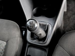 Volkswagen Polo Vivo hatch 1.4 Life - Image 21