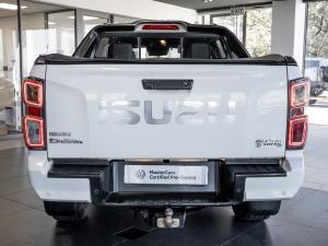 Isuzu D-Max 3.0TD double cab V-Cross - Image 12