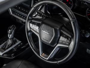 Isuzu D-Max 3.0TD double cab V-Cross - Image 23