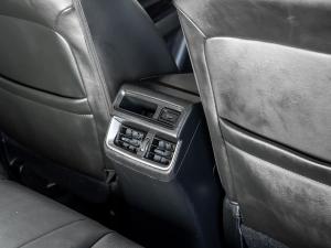 Isuzu D-Max 3.0TD double cab V-Cross - Image 30