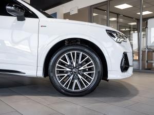 Audi Q3 Sportback 35TDI Black Edition - Image 14
