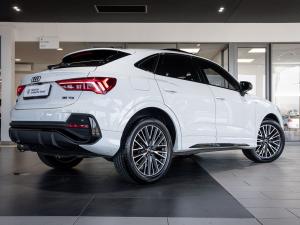 Audi Q3 Sportback 35TDI Black Edition - Image 8