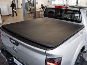 Nissan Navara 2.5DDTi double cab LE Plus 4x4 - Image 12