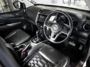 Nissan Navara 2.5DDTi double cab LE Plus 4x4 - Image 17