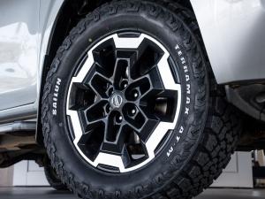 Nissan Navara 2.5DDTi double cab LE Plus 4x4 - Image 5