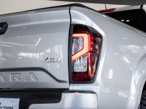 Nissan Navara 2.5DDTi double cab LE Plus 4x4 - Image 9