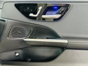 Mercedes-Benz C-Class C220d Avantgarde - Image 10