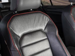 Volkswagen Golf GTI - Image 25