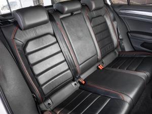 Volkswagen Golf GTI - Image 26