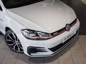 Volkswagen Golf GTI - Image 4